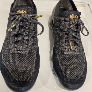 Nike Vaper Max BHM runner. Black and grey. Size 9.